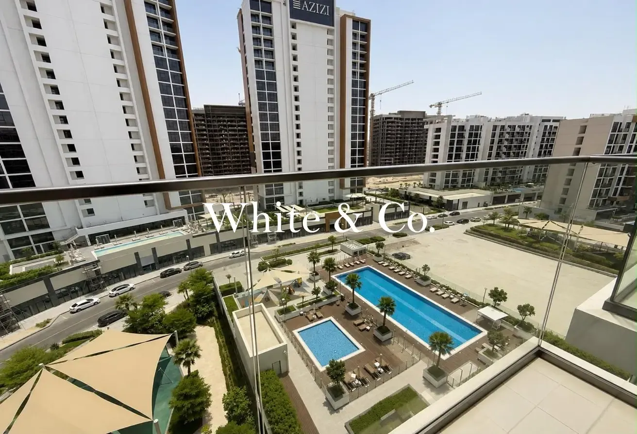 Vacant Property| Pool View | Large Layout