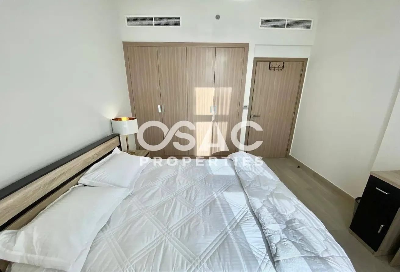 PRIME LOCATION | HIGH FLOOR | HIGH ROI | FURNISHED