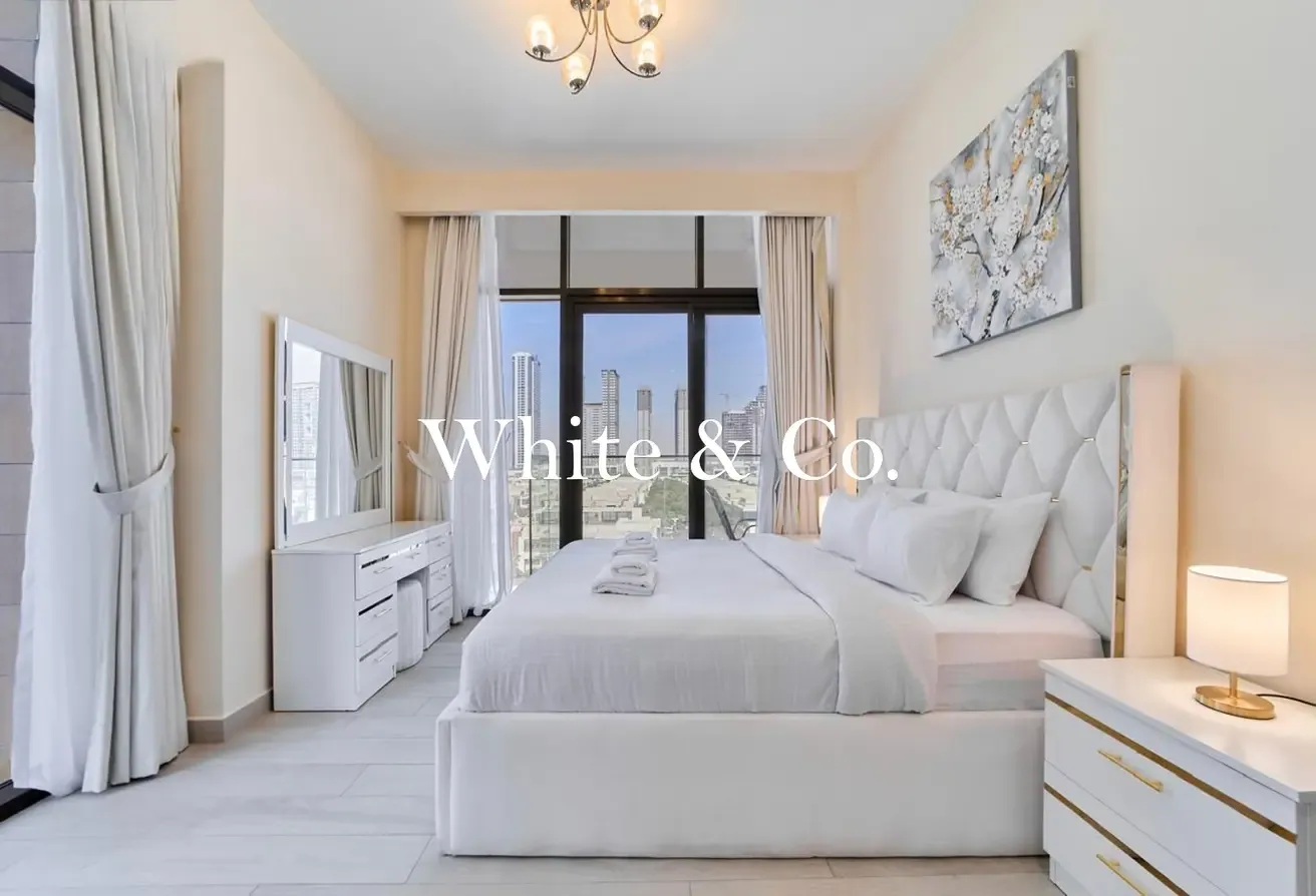 Crystal Lagoon View | Vacant | Furnished
