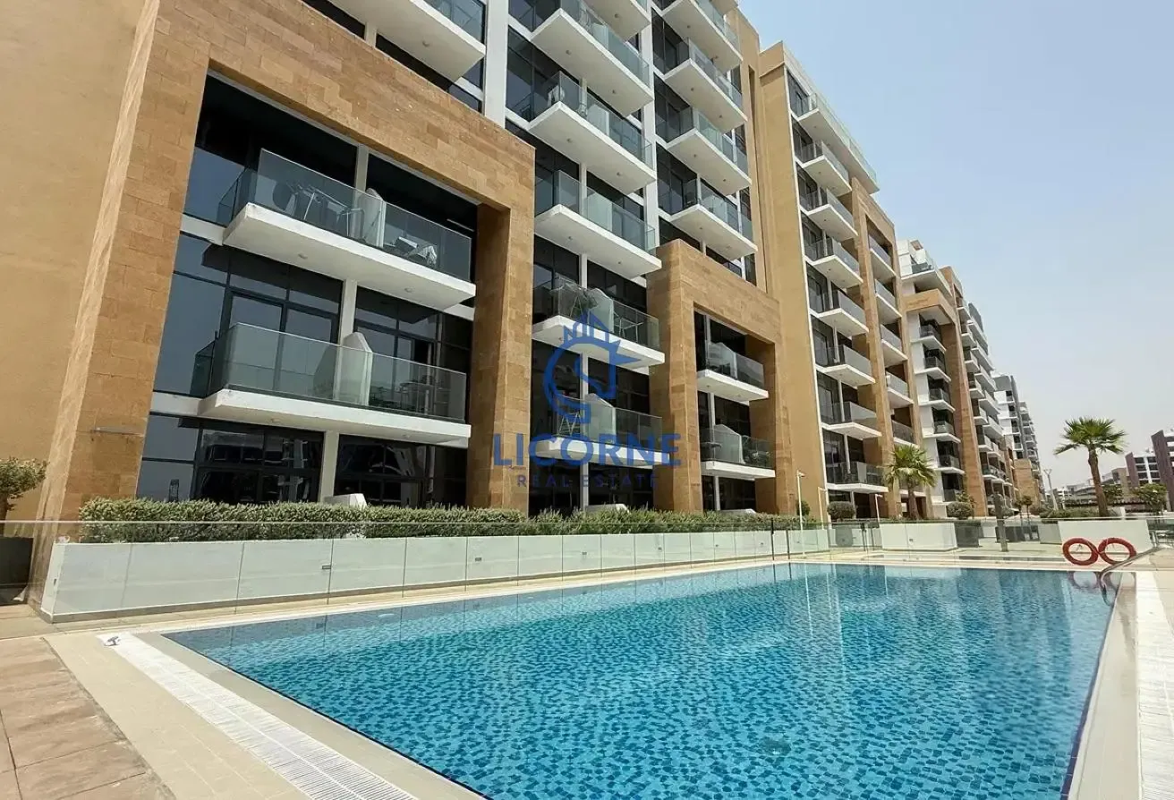 Modern 1BR Apartment | Water Views | Prime Meydan
