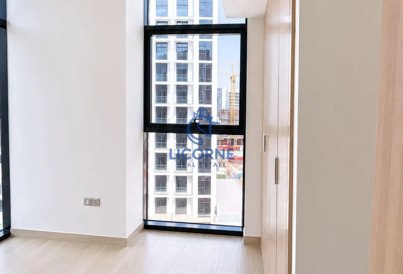 PARTIAL LAGOON VIEW | STYLISH 1BR | PRIME LOCATION