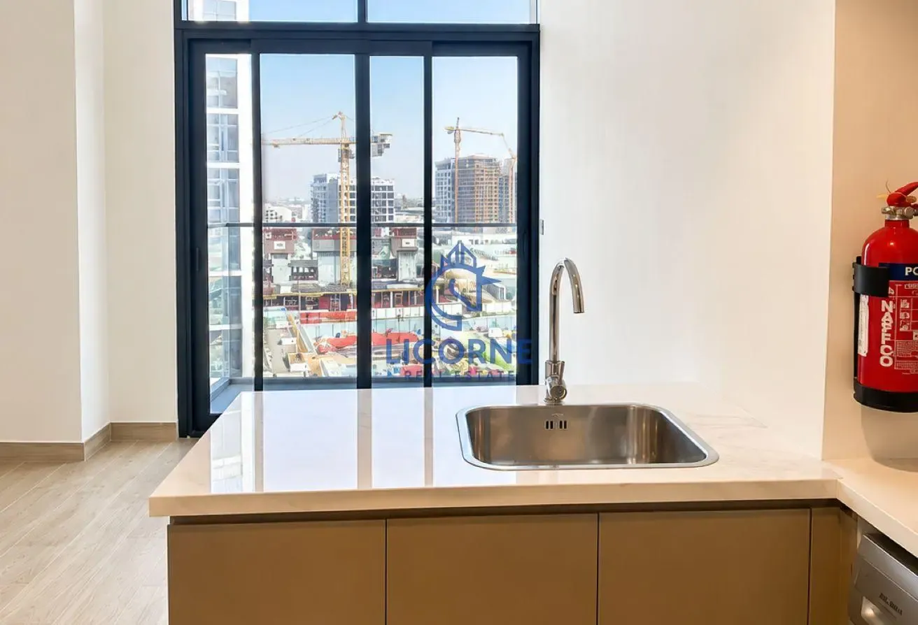 PARTIAL LAGOON VIEW | STYLISH 1BR | PRIME LOCATION