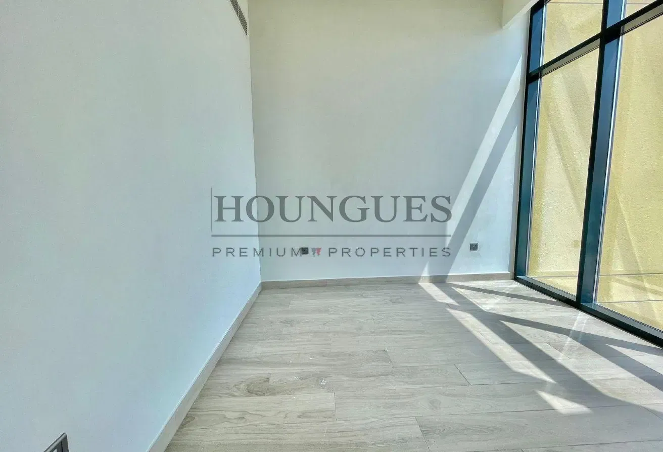 Spacious 1 Bedroom Apartment for Sale