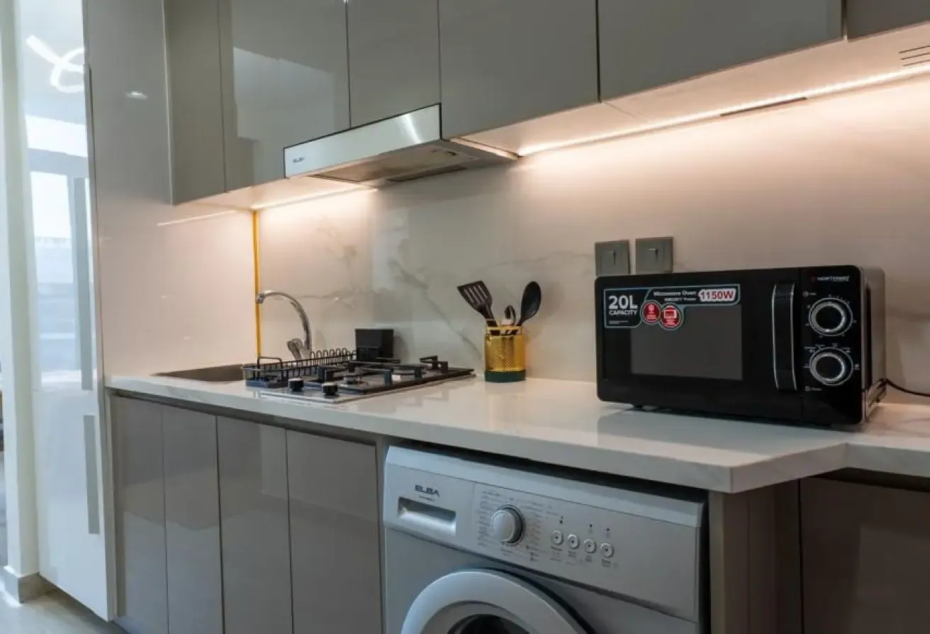 Studio Apartment with Landmark View in Meydan