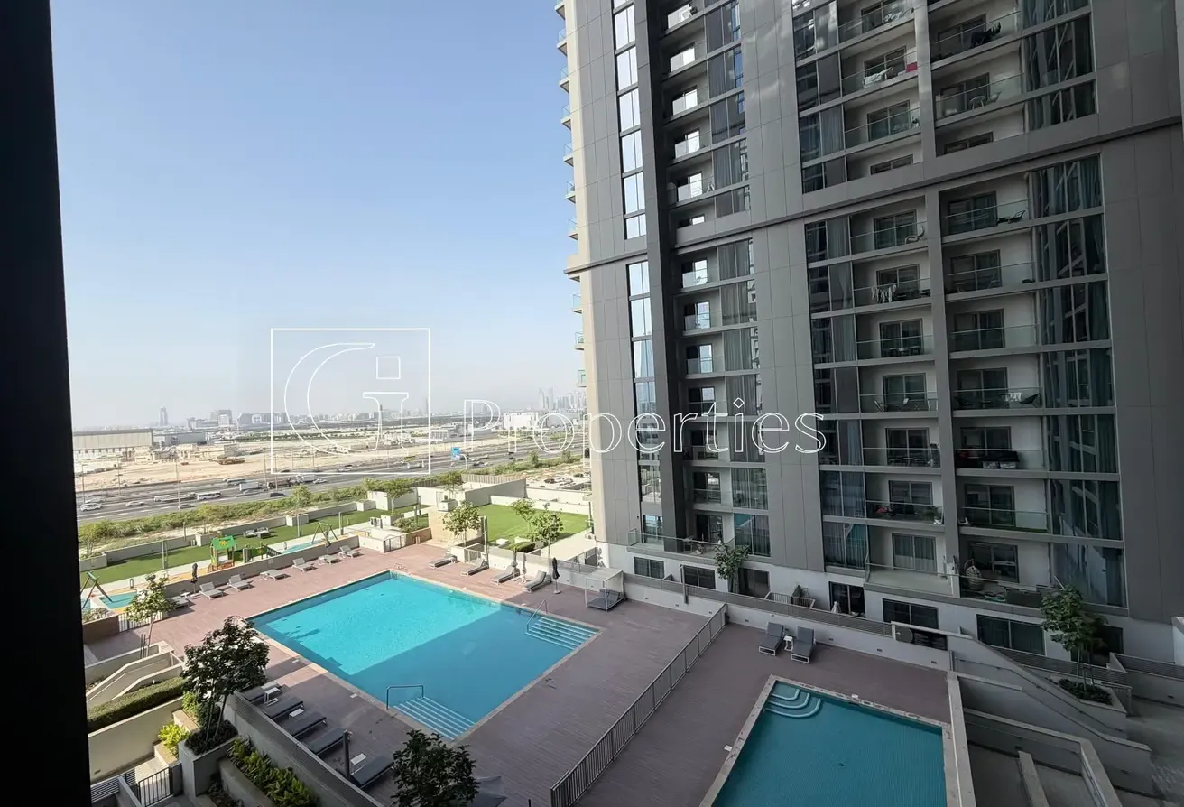 1bd Fully Furnished | Pool View | Ready