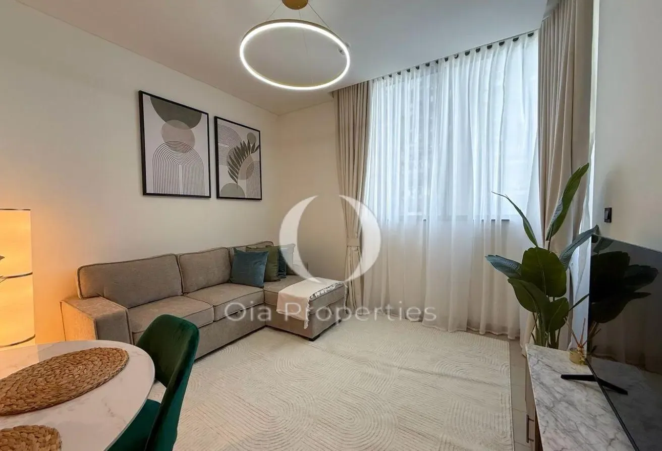 Burj Khalifa and Amenities View | Fully Furnished