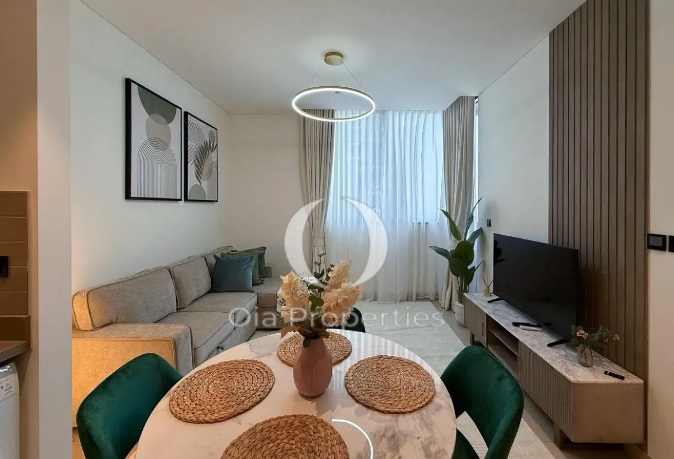 Burj Khalifa and Amenities View | Fully Furnished
