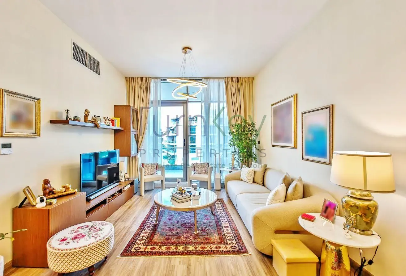 Burj Khalifa View | Wooden Flooring | Vacant Soon