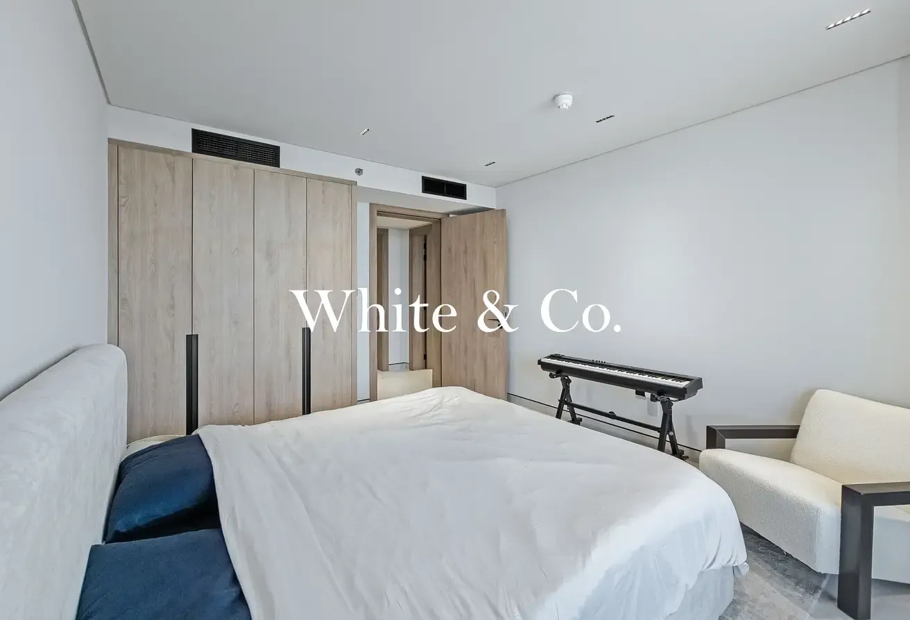 Large Layout | Modern Living | Burj Views