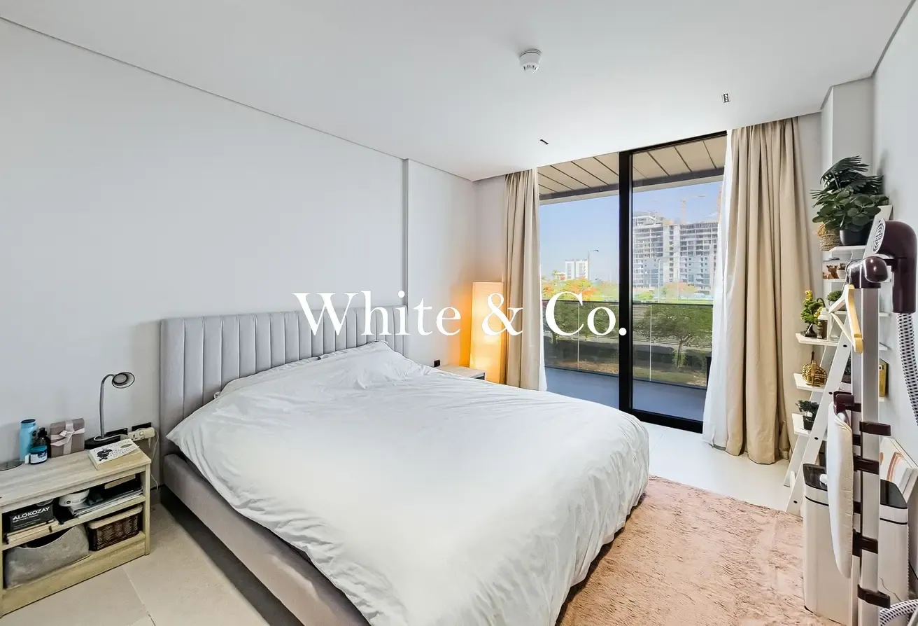 Large Layout | Modern Living | Burj Views