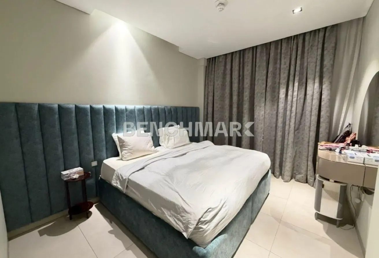 Largest 2-bedroom l Vacant on transfer l Rare unit