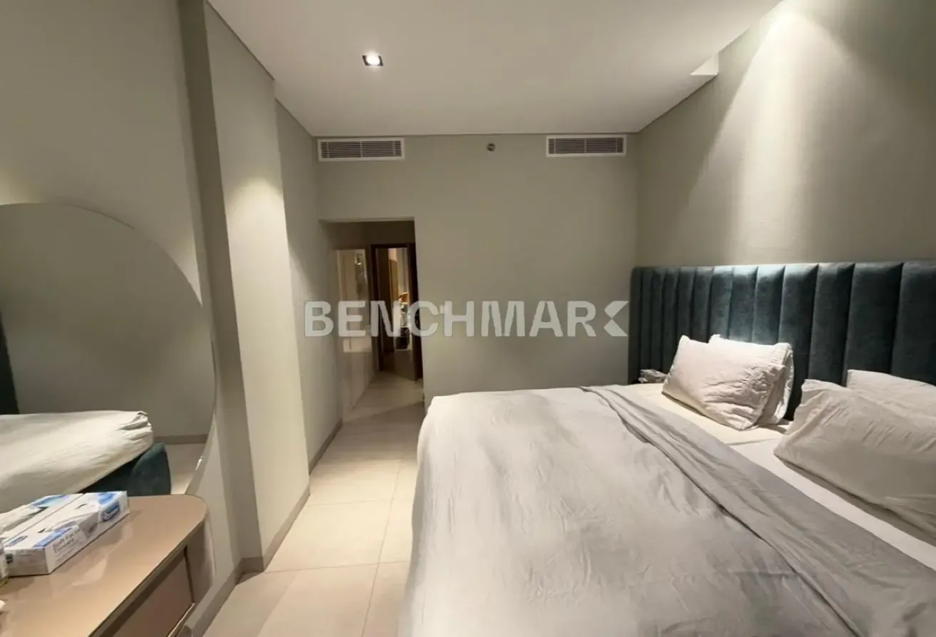 Largest 2-bedroom l Vacant on transfer l Rare unit