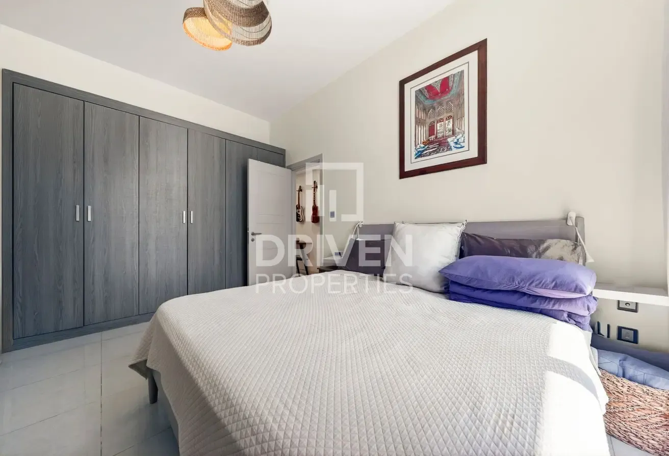 Community View | Modern and Spacious Layout