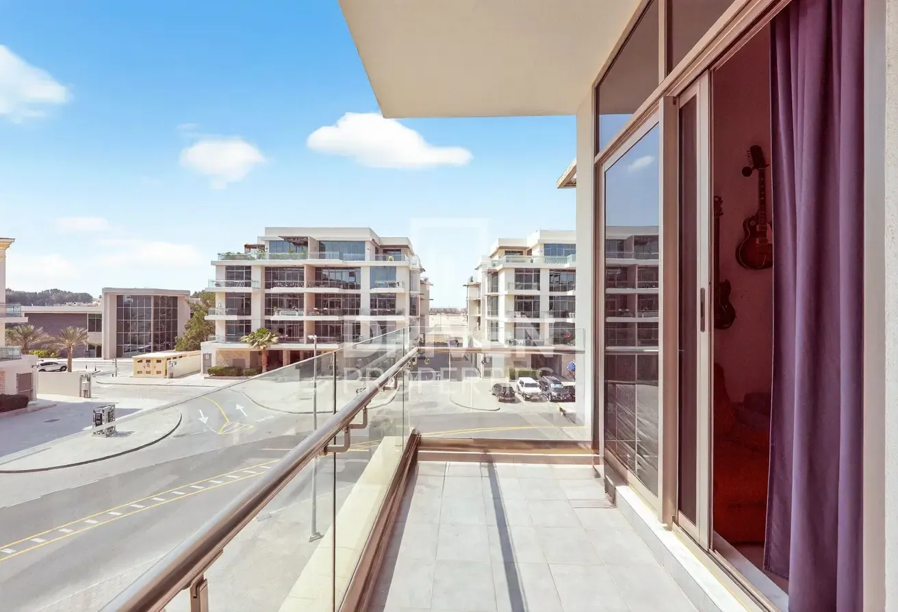 Community View | Modern and Spacious Layout