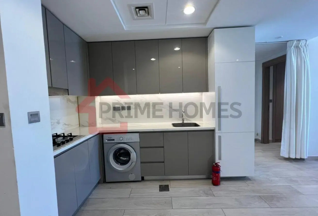 Modern Furnished | High Floor | Pool View