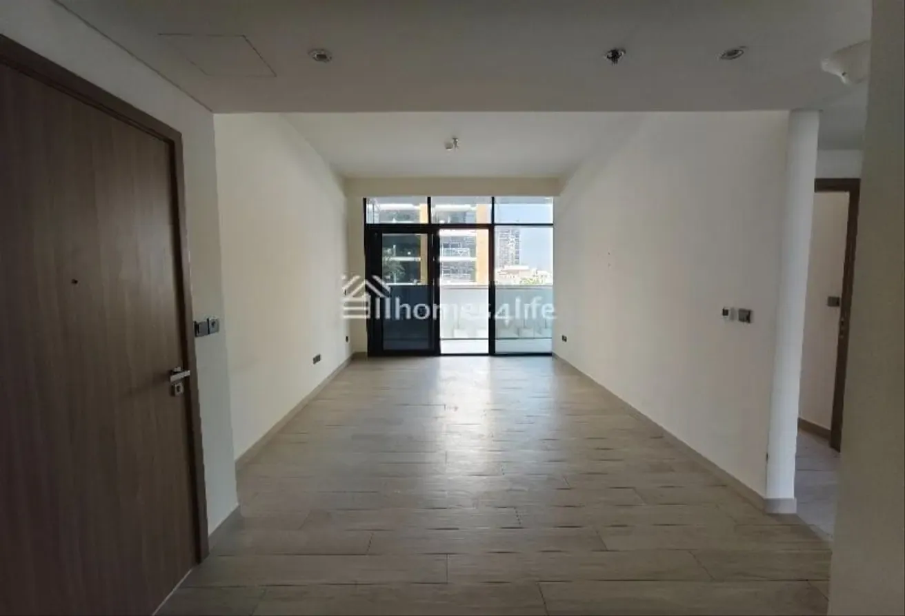 HOT DEAL  |  POOL VIEW   |   BELOW MARKET