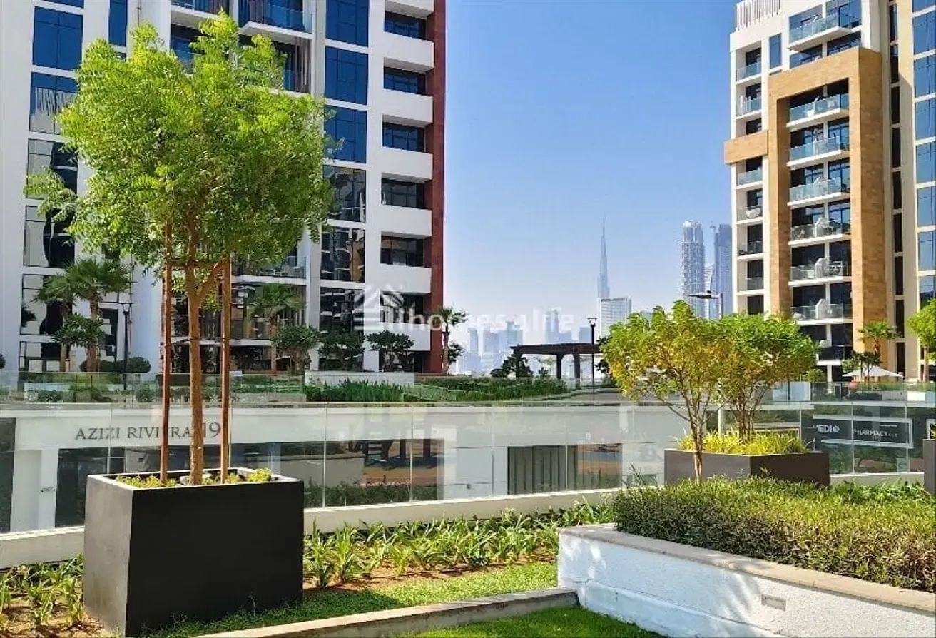 HOT DEAL  |  POOL VIEW   |   BELOW MARKET