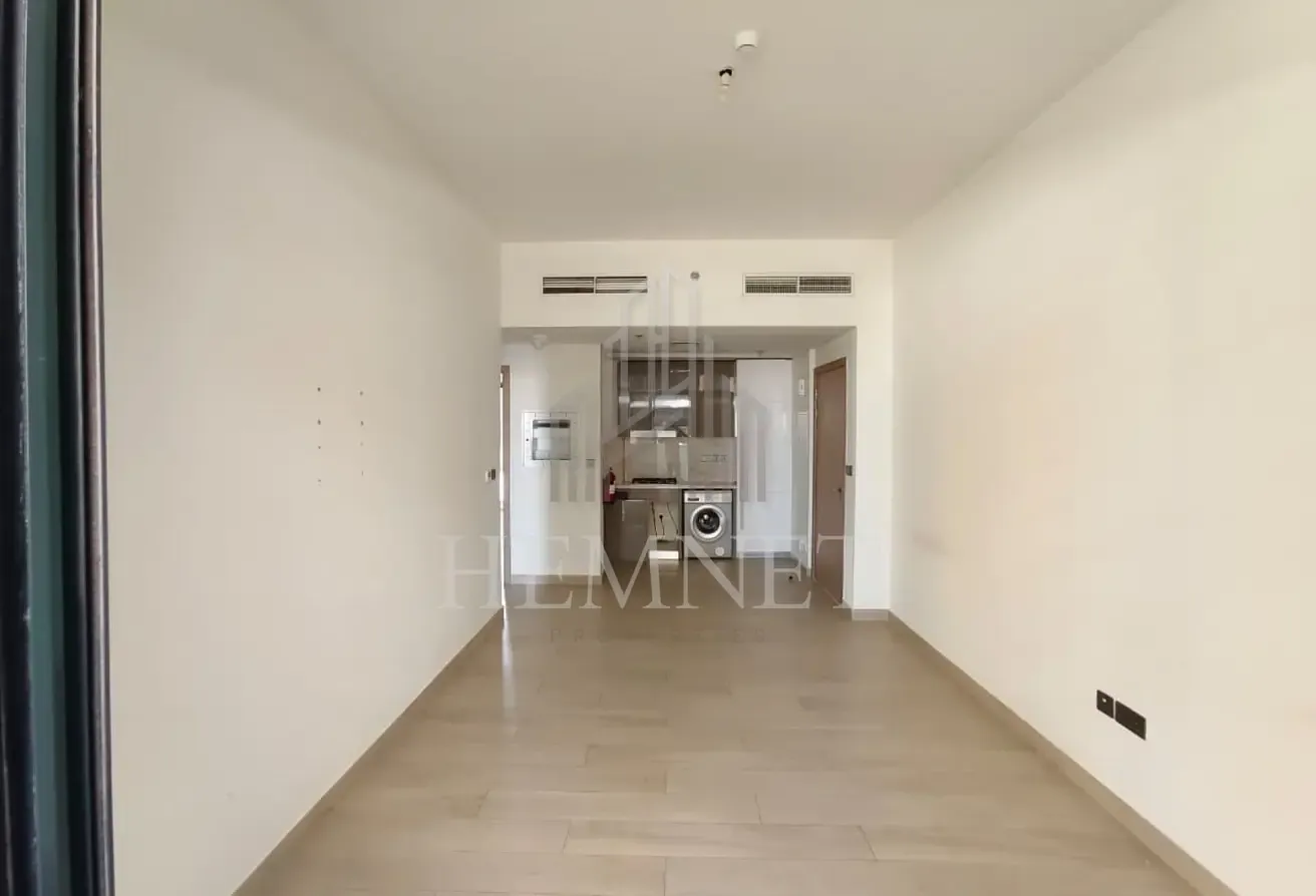 Spacious Layout | Vacant | Open Community View