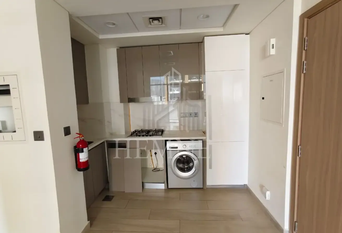 Spacious Layout | Vacant | Open Community View