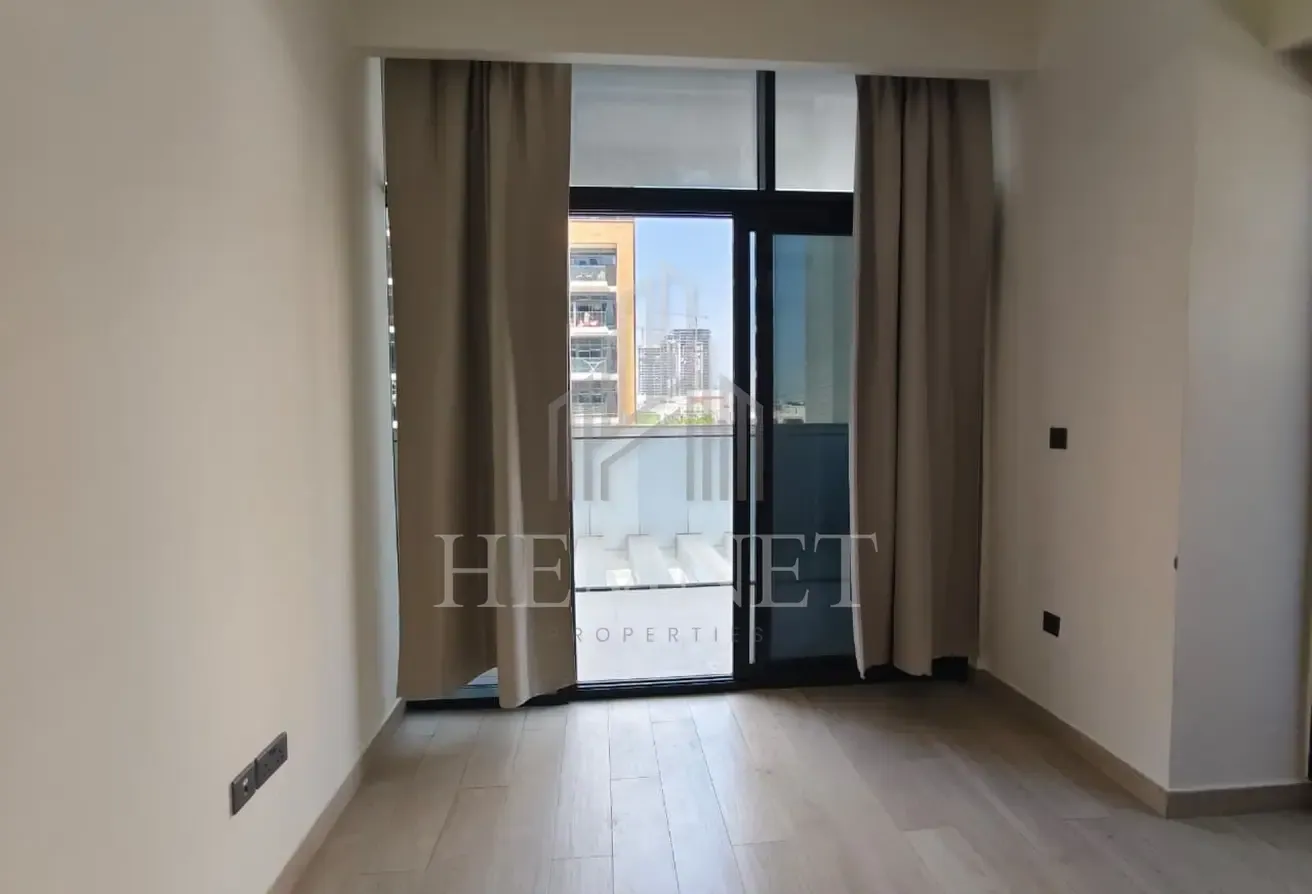 Spacious Layout | Vacant | Open Community View