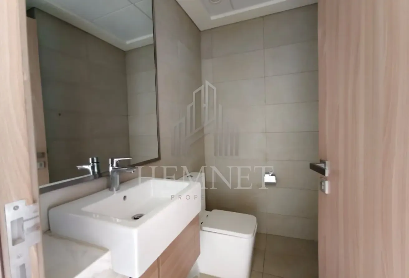 Spacious Layout | Vacant | Open Community View
