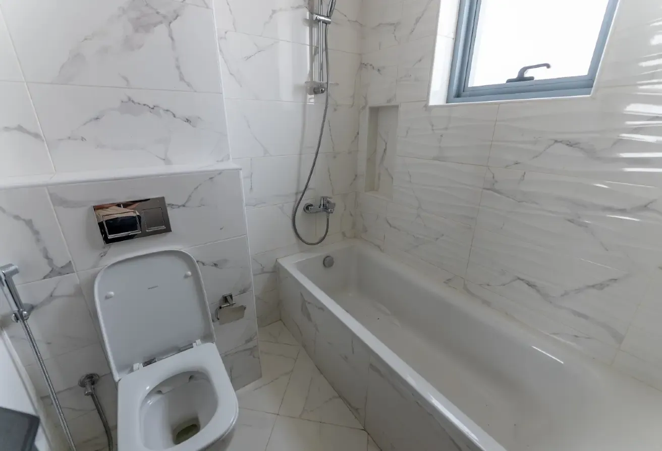 2 BR Apartment brand new in Meydan