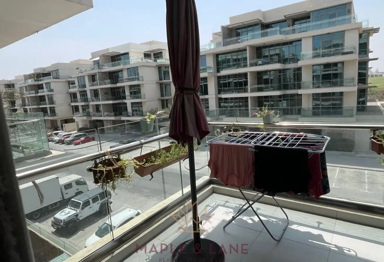 Upgraded | Spacious 2BR+Maid | Vacant on Transfer