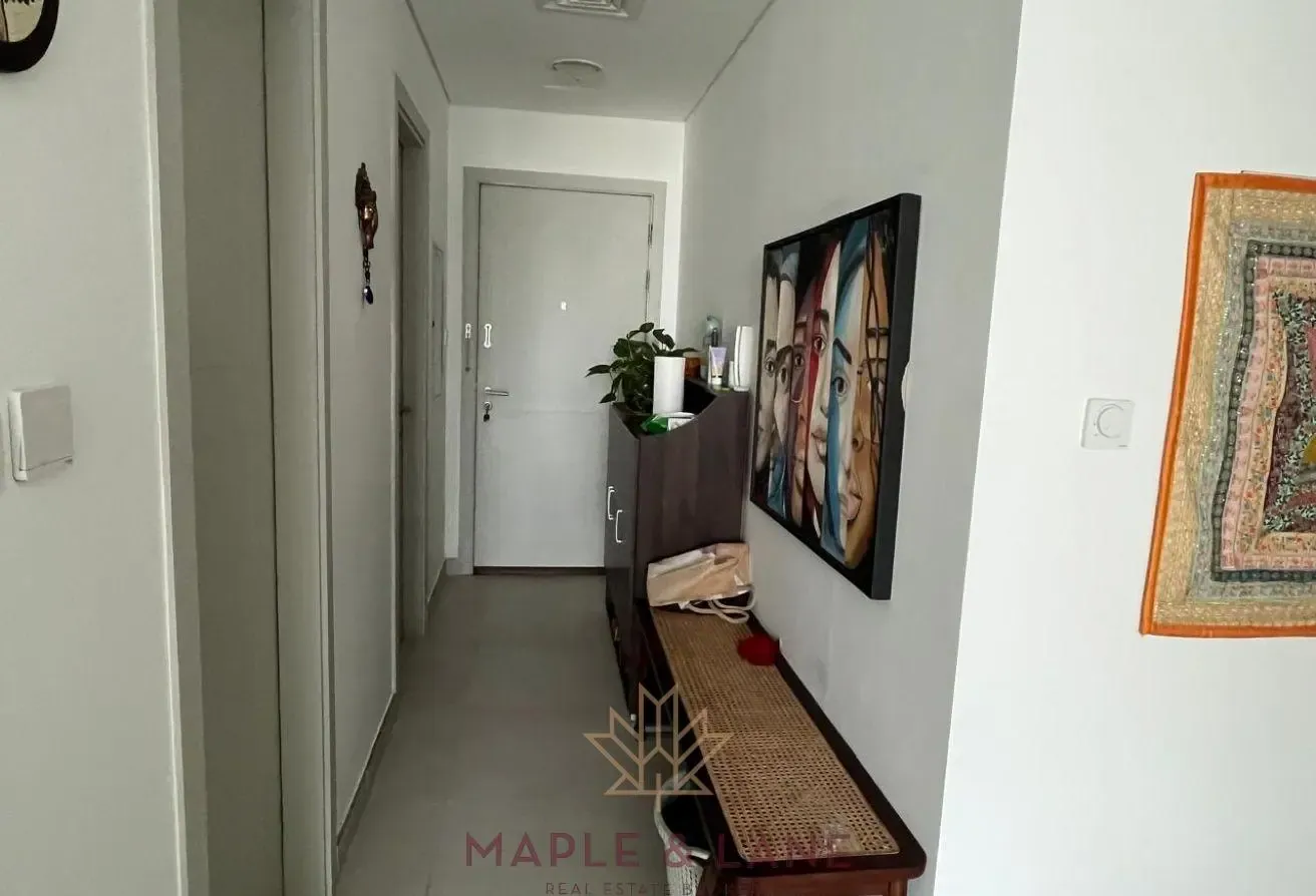 Upgraded | Spacious 2BR+Maid | Vacant on Transfer