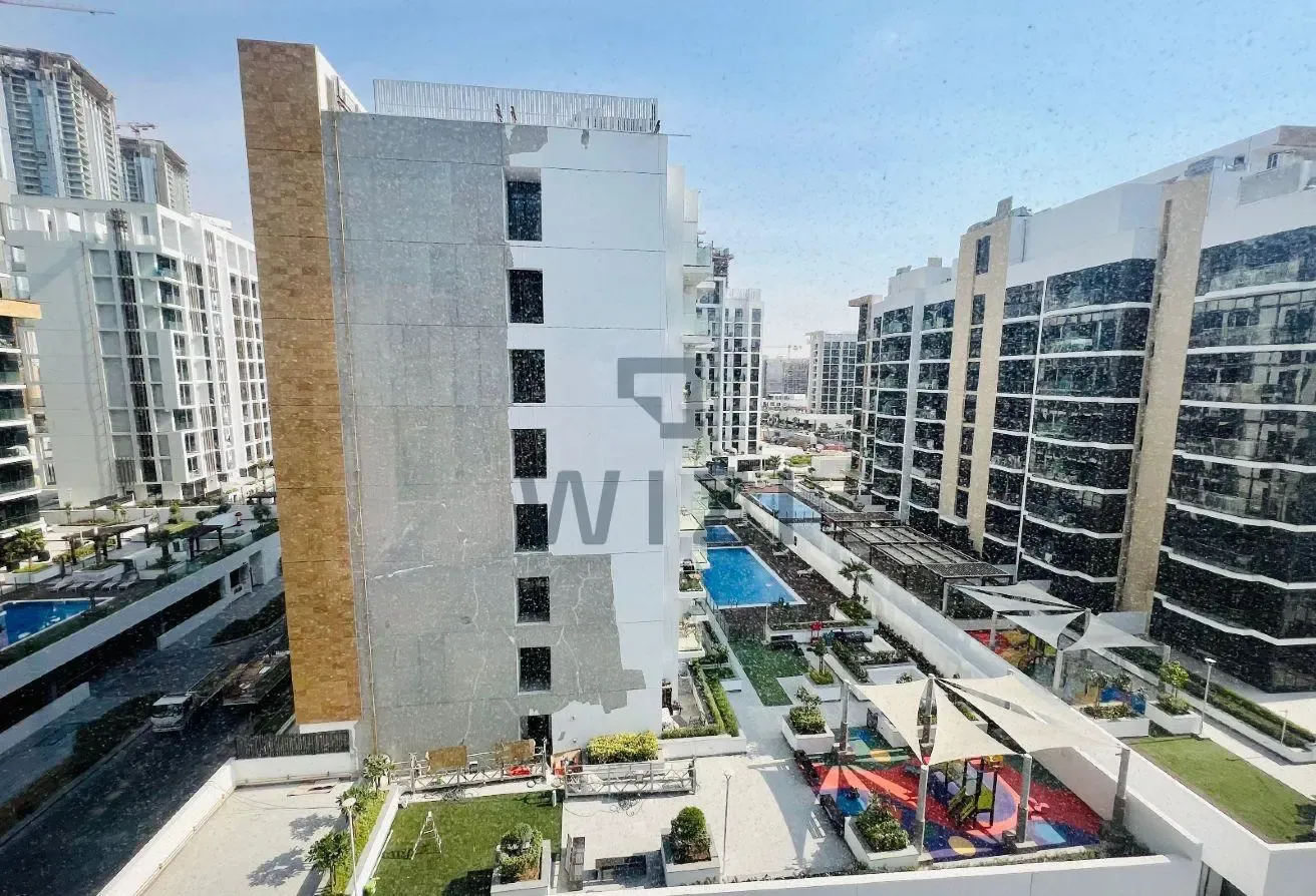 Bright and Spacious | High Floor | Community View