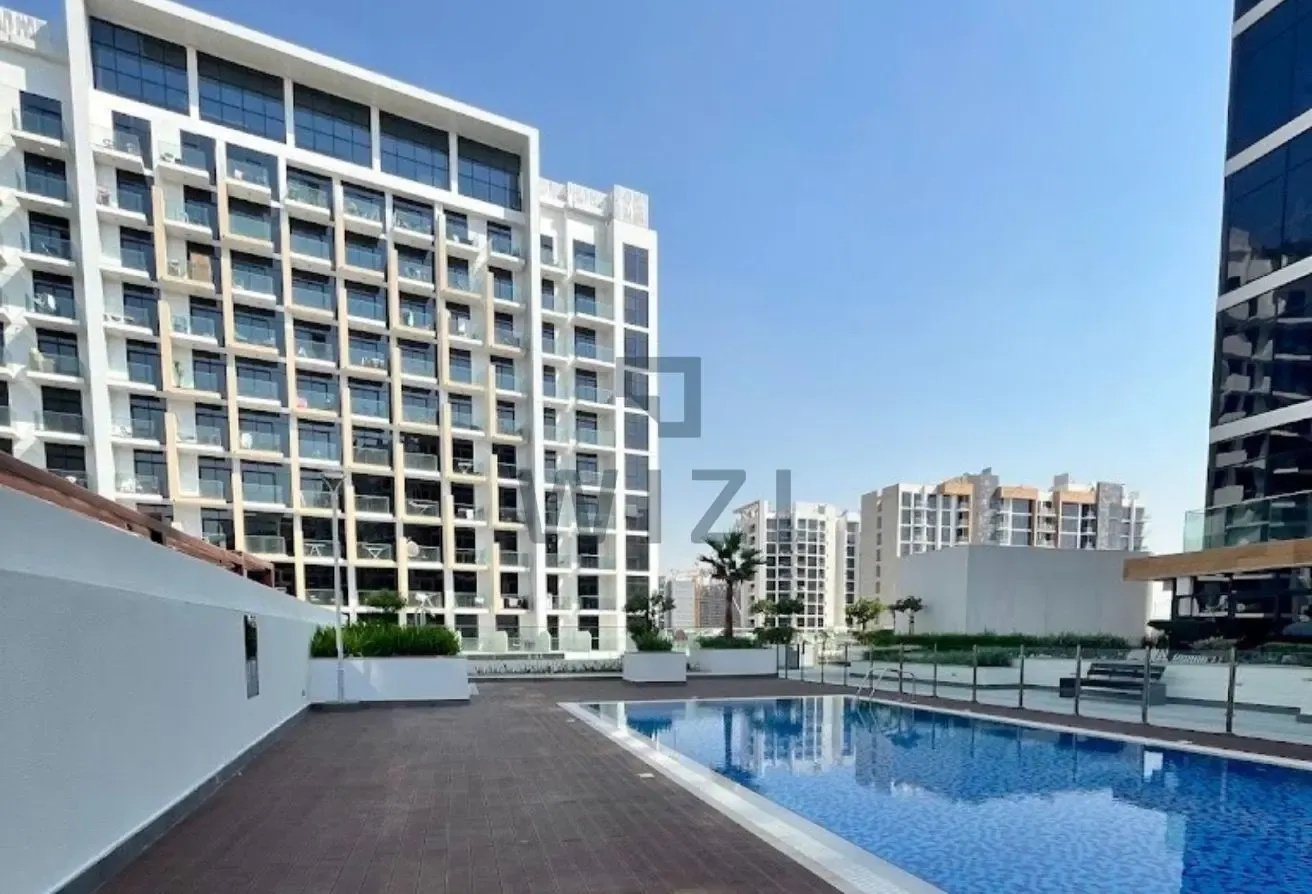 Bright and Spacious | High Floor | Community View