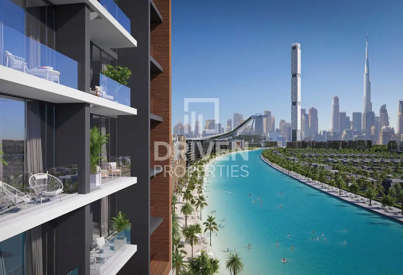 High Floor with Lagoon View | Resale Apt