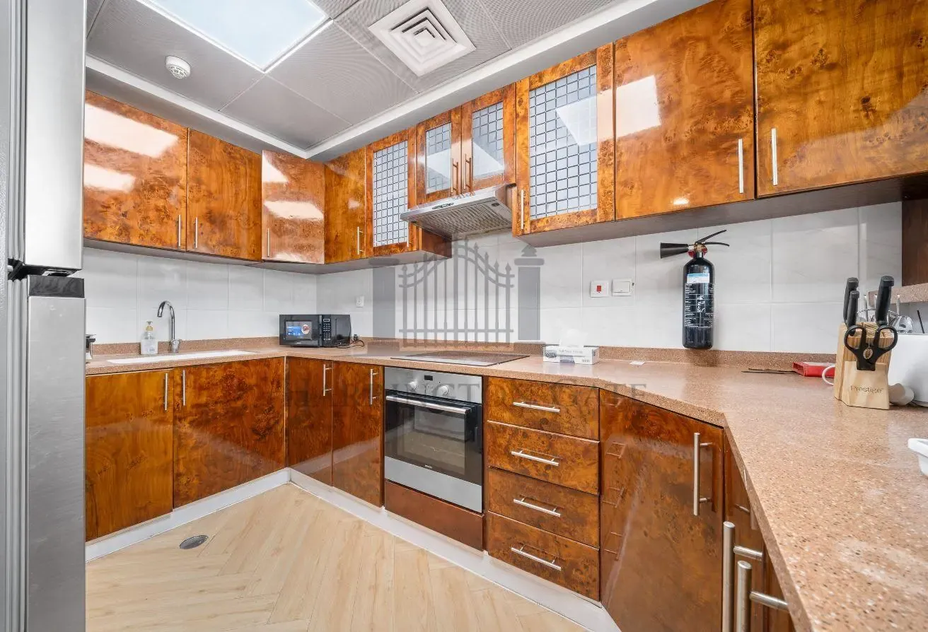Furnished 2BR Apartment | Prime Location |Marina