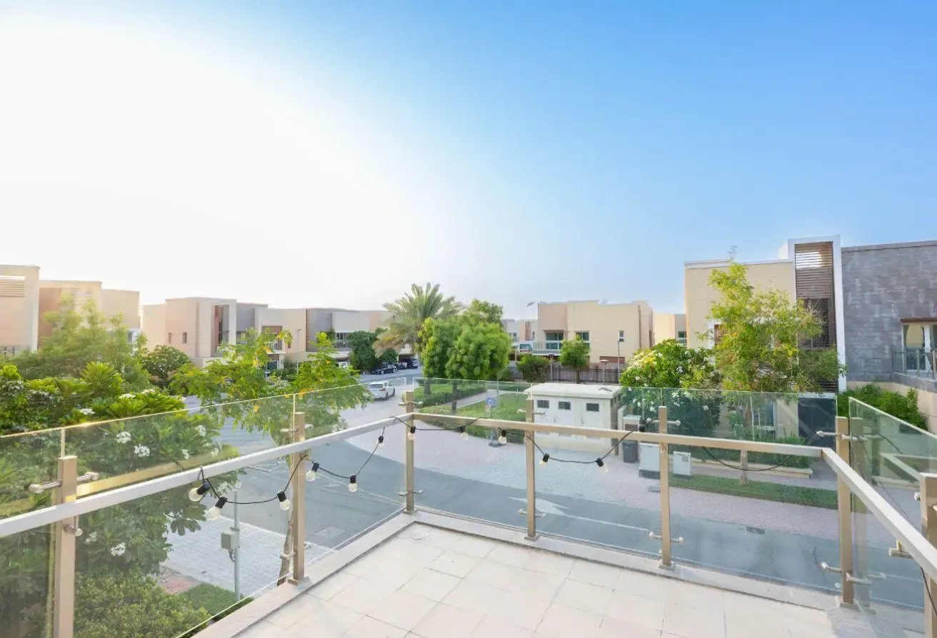 Spacious 3BR+Maid | Upgraded Villa | VOT