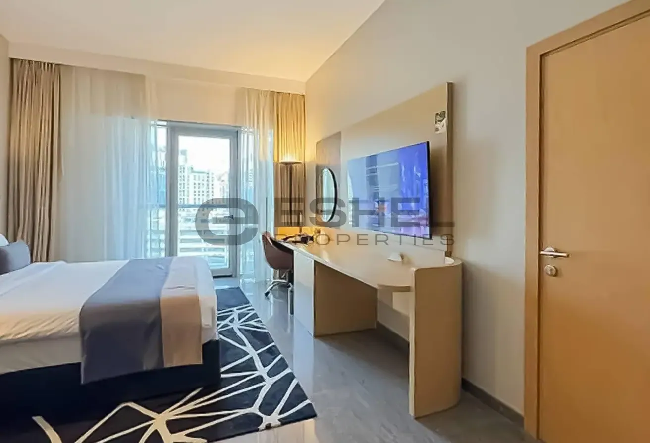 Balcony | Furnished | Luxury Hotel Living