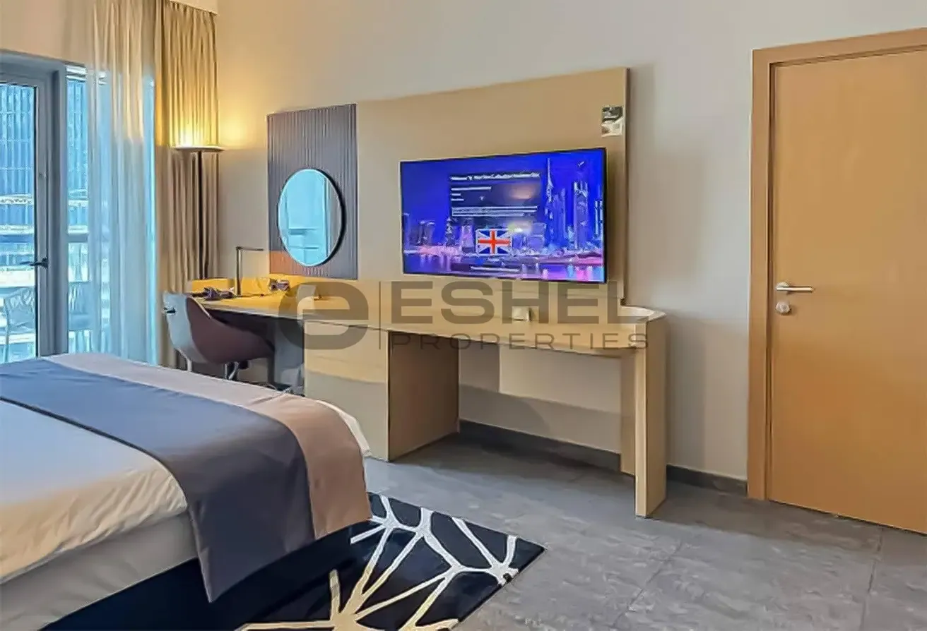 Balcony | Furnished | Luxury Hotel Living