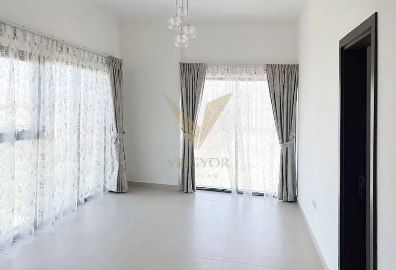1BR | Large Layout | Premium Finish | Near Metro