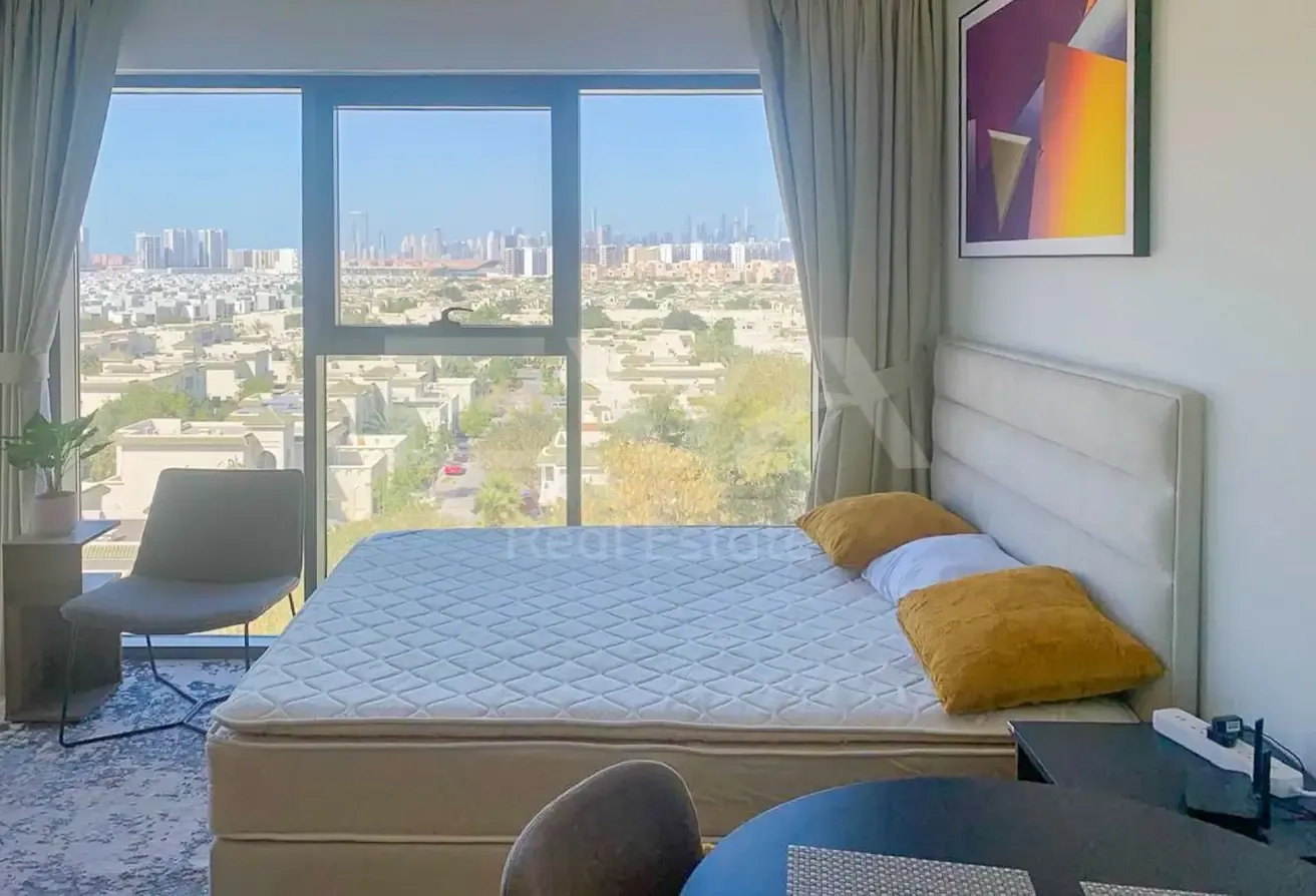 UNFURNISHED | SKYLINE VIEW | NEAR METRO