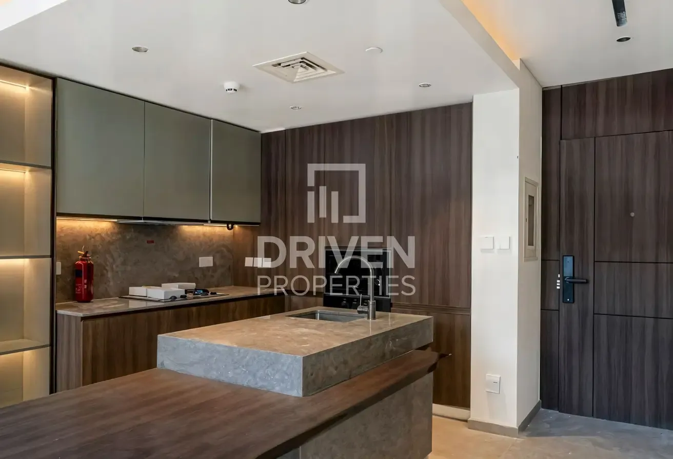 Pool View | Premium Quality | Ideal Location