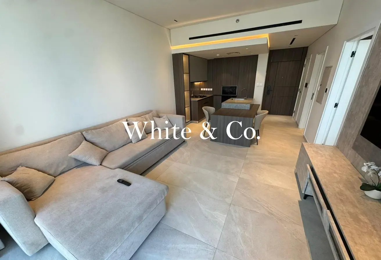 FULLY FURNISHED | SMART HOME | TENANTED