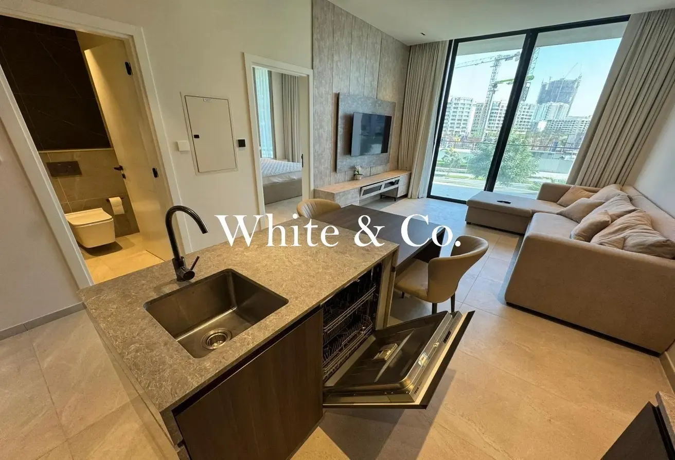 FULLY FURNISHED | SMART HOME | TENANTED