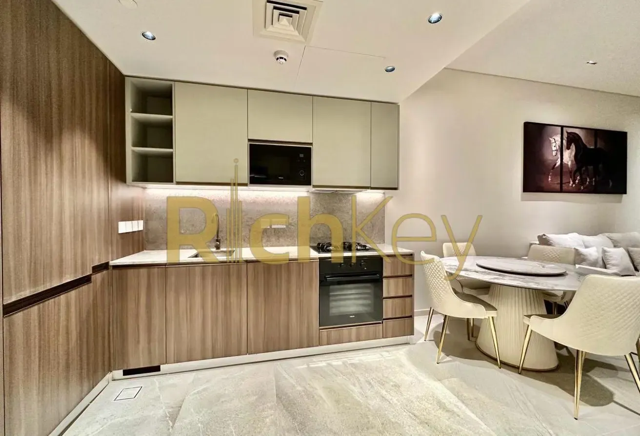 Fully Furnished | Brand New | Vacant | Great Price