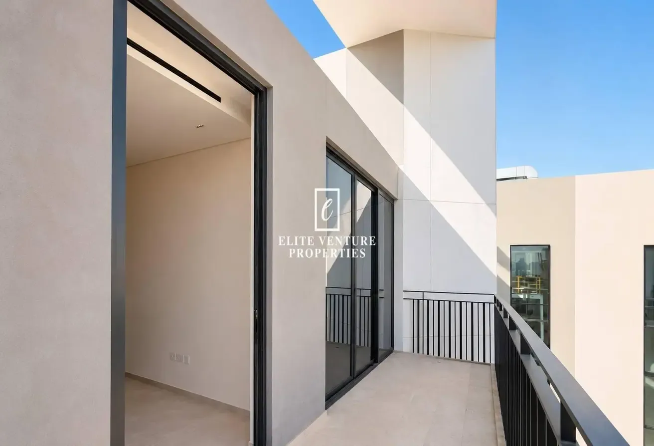 POOL VIEW | SMART HOME | INVESTOR DEAL