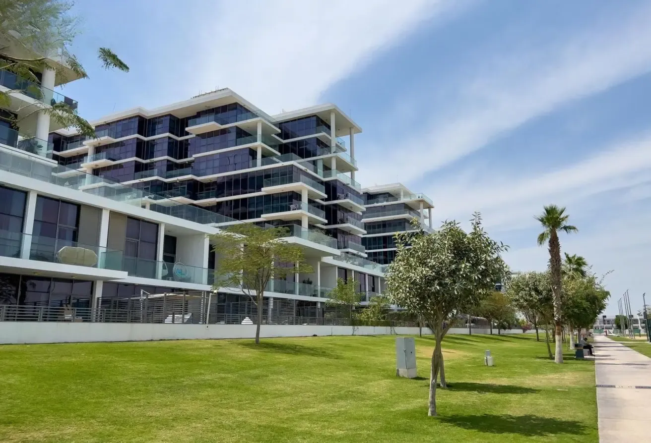 1 Bedroom Apartment | Golf Greens 1 Tower B