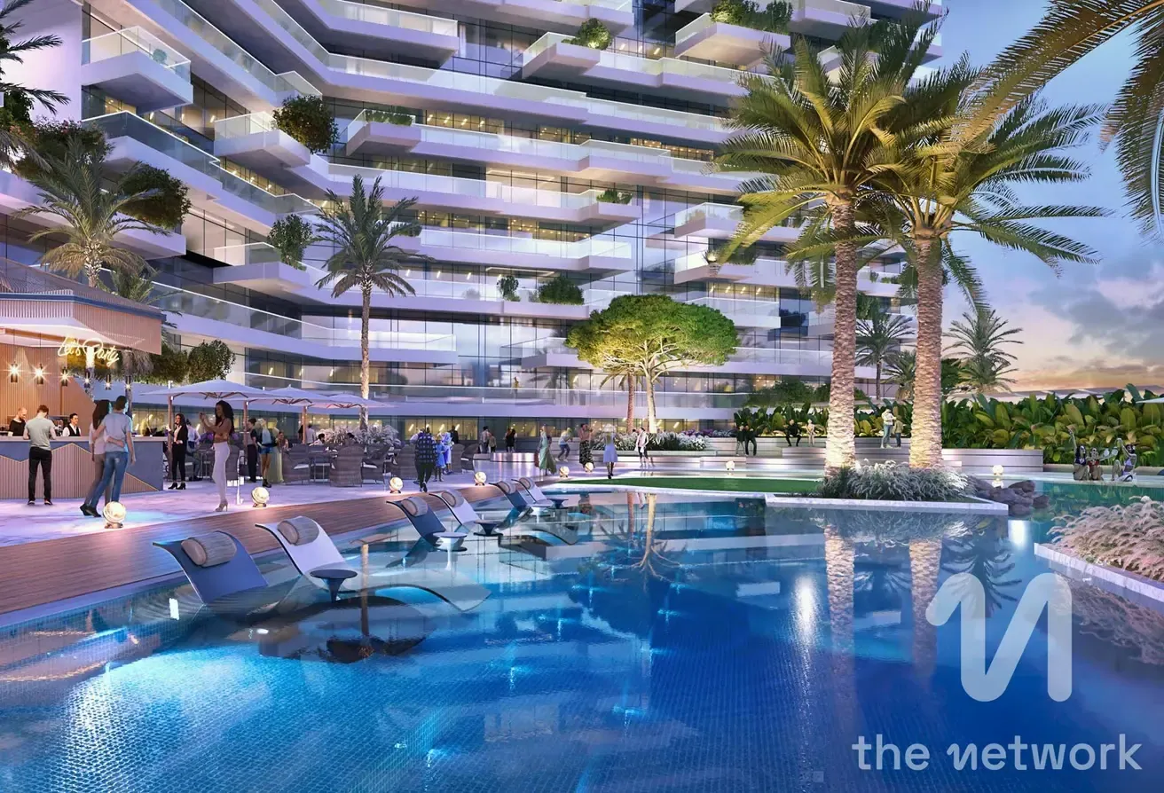 Golf Views | Resale | Near Park
