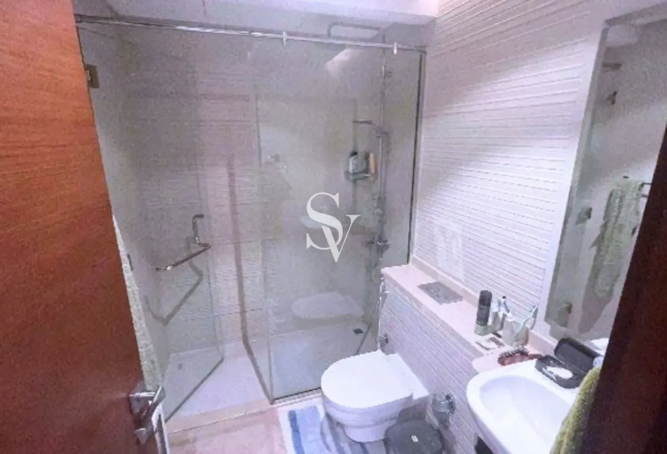 Pool view | Mid Floor | Tenanted | Close to Exit