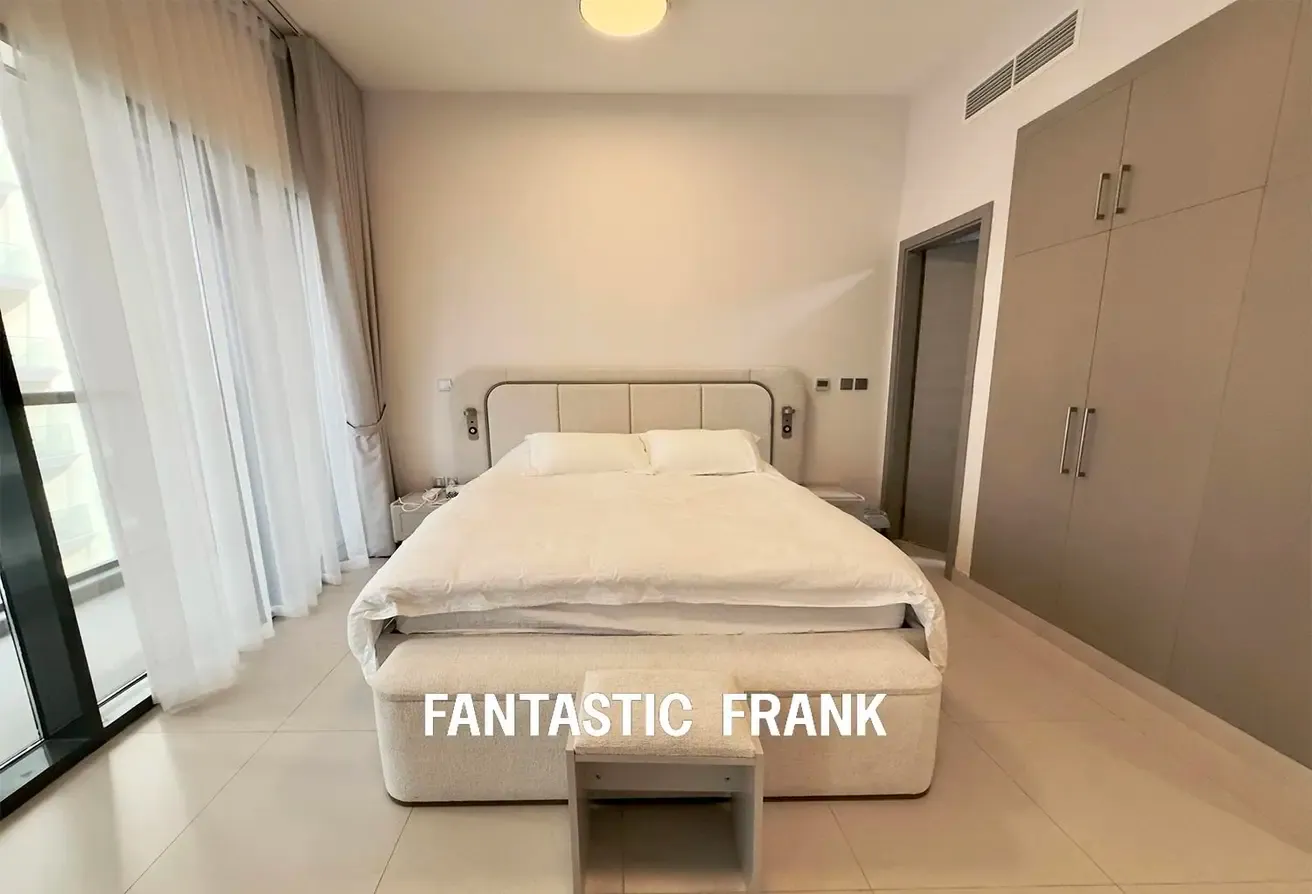 VACANT | Mid-Floor | Specious | Fully Furnished