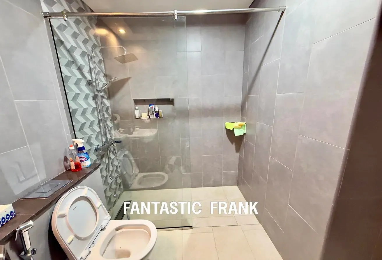 VACANT | Mid-Floor | Specious | Fully Furnished