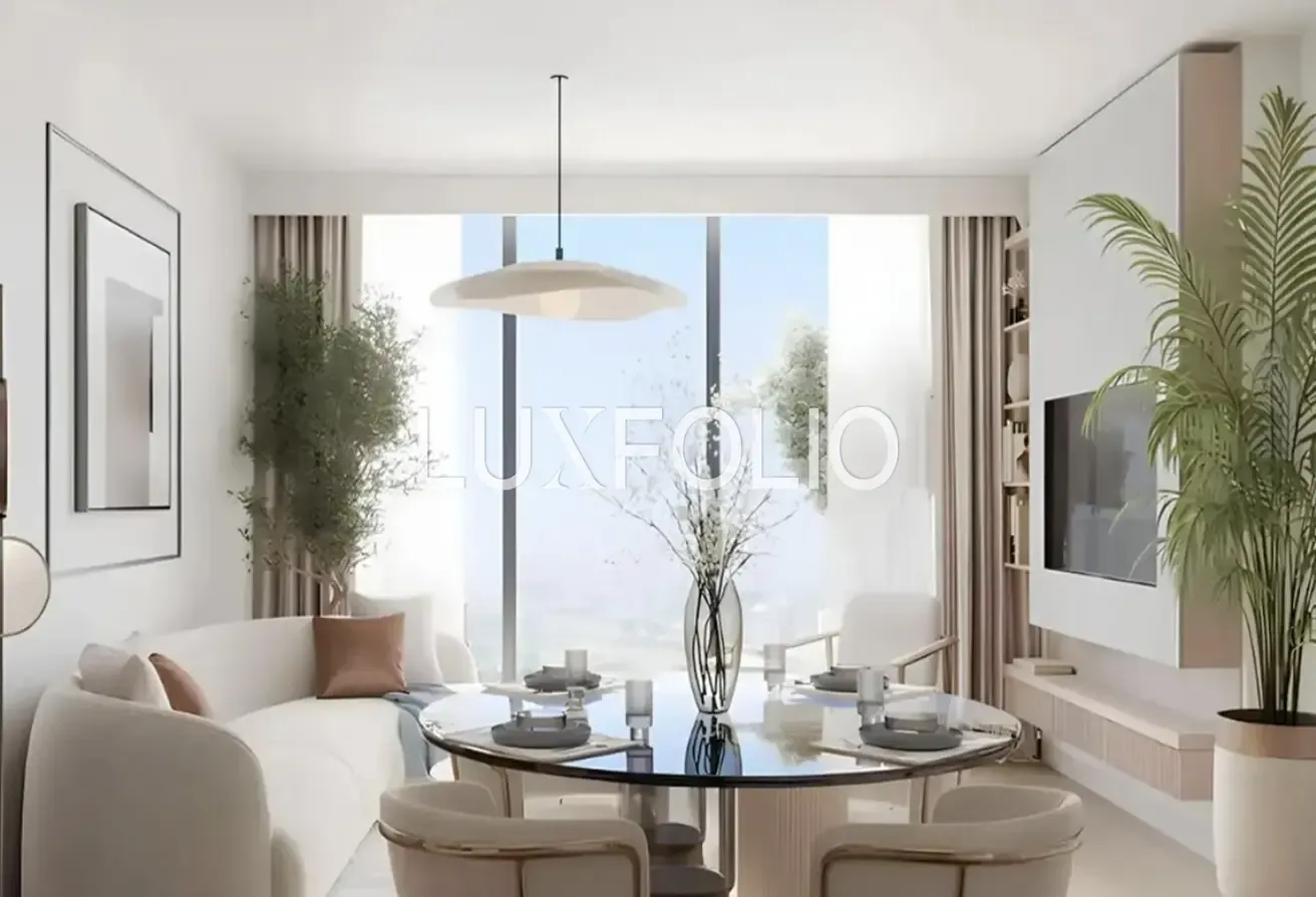 Large | Multiple Options | Resale