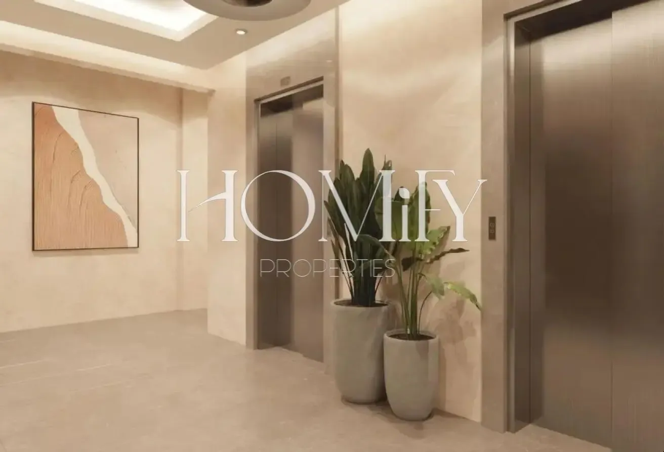 Large 2BHK | High Floor | Pool View