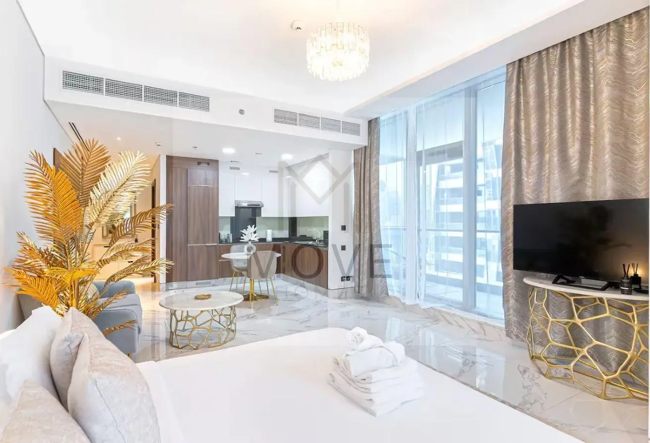 Canal View|Fully Furnished|High floor|Large Studio